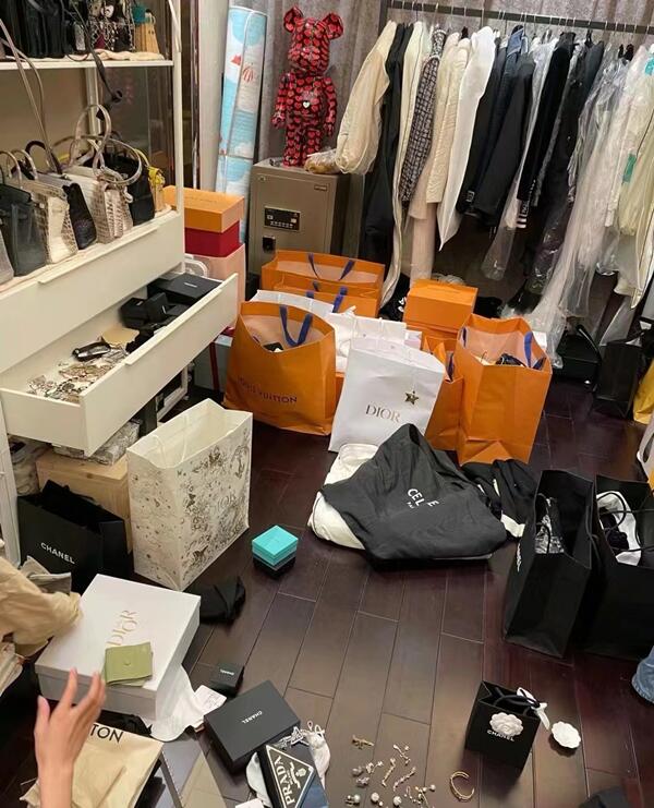 日照回收顶奢鞋服